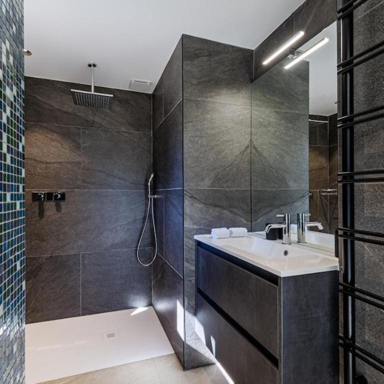 Luxury chalet - fireplace heated pool & sauna - Apartamento - 11