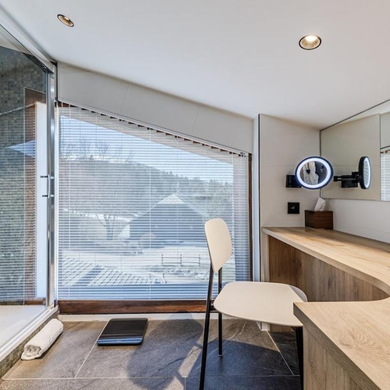 Luxury chalet - fireplace heated pool & sauna - Apartamento - 52