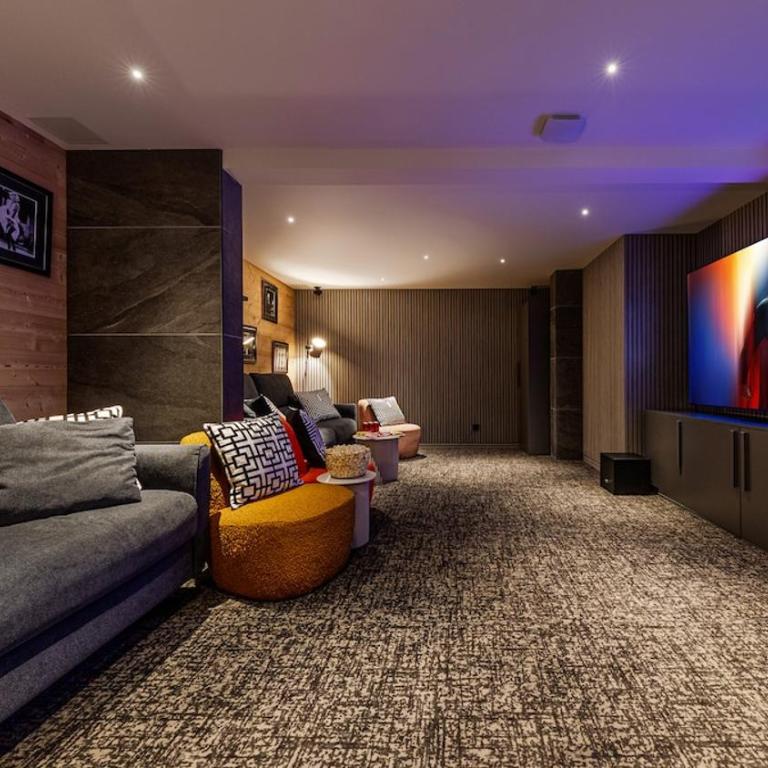 Luxury chalet - fireplace heated pool & sauna - Apartamento - 79