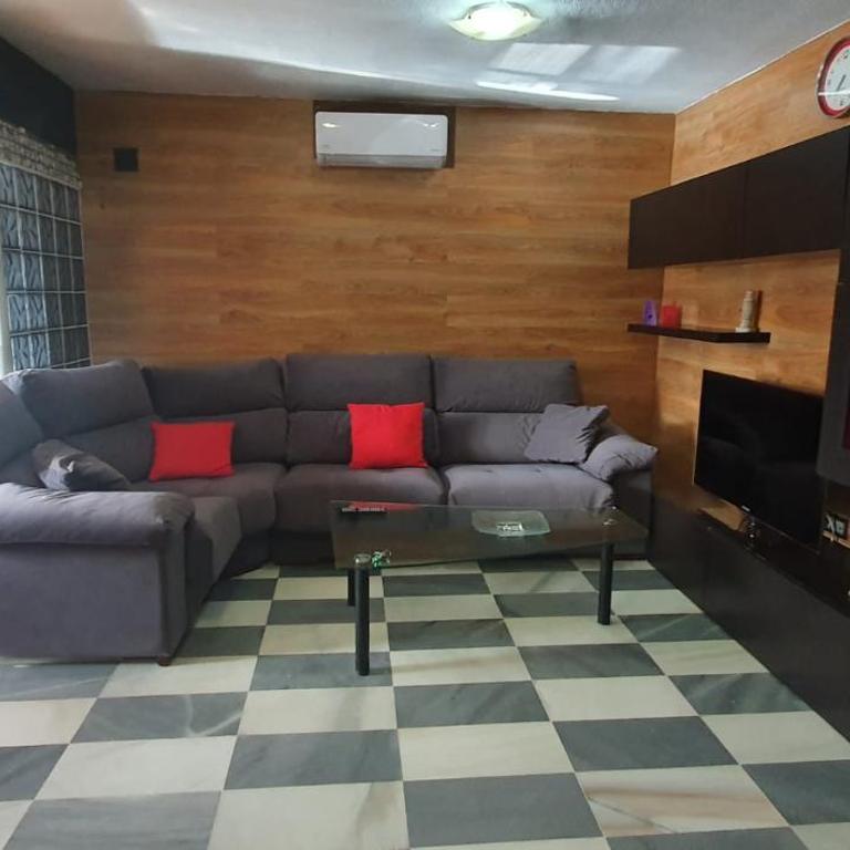 Amplio apart con aire acondicionado seis cincuenta seis ochenta tres siete siete - Apartment - 22