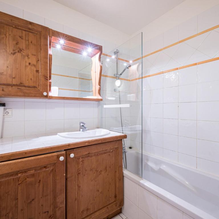 Spacieux appartement montagnard 3 chambres avec balcon - 6 pers, près des pistes, wifi inclus - FR-1-344-453 - Apartamento (6 adultos) - 17