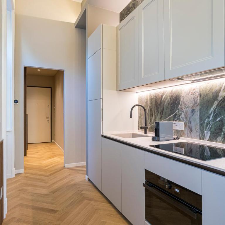 TheLuxe Residences - One-Bedroom Premium Apartment - 4