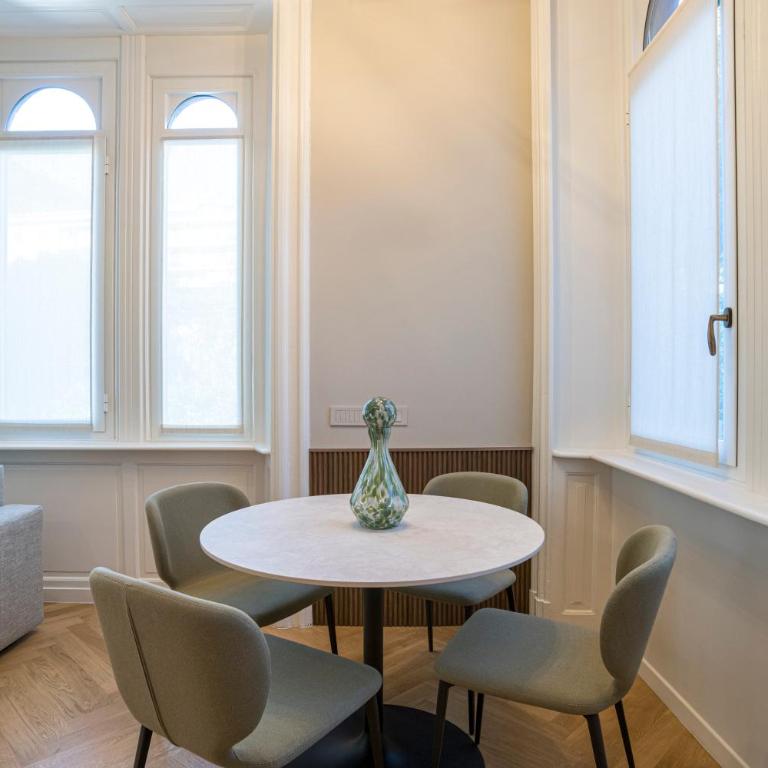 TheLuxe Residences - One-Bedroom Premium Apartment - 10