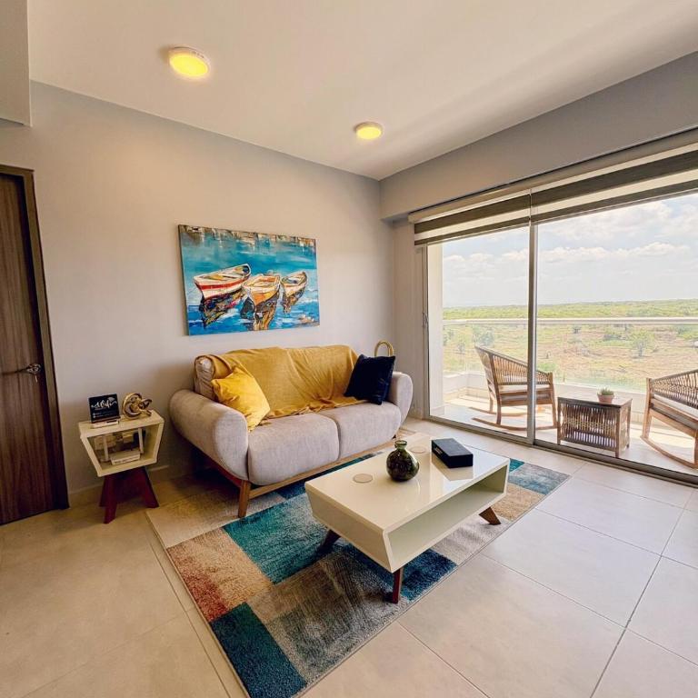 Tu descanso tranquilo en Serena del Mar - Two-Bedroom Apartment - 1