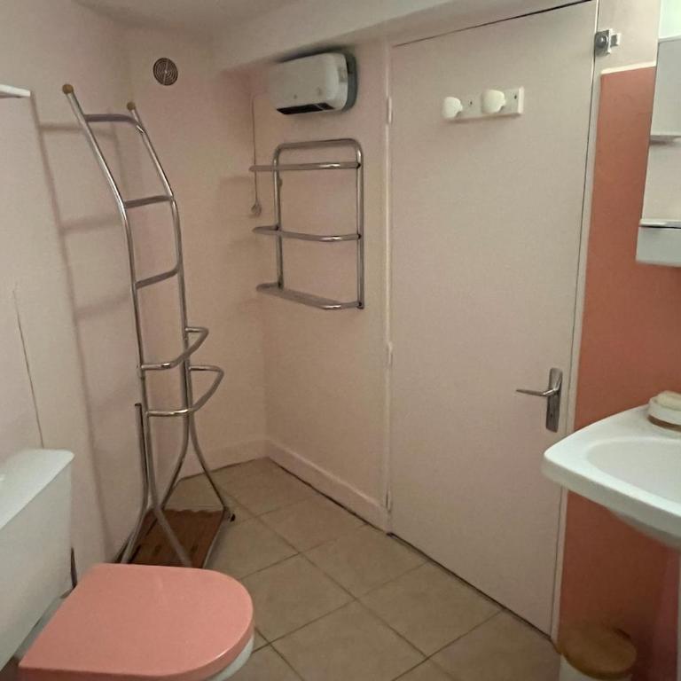 Studio avec terrasse au pied de la Cité - Appartement 1 Chambre - 4
