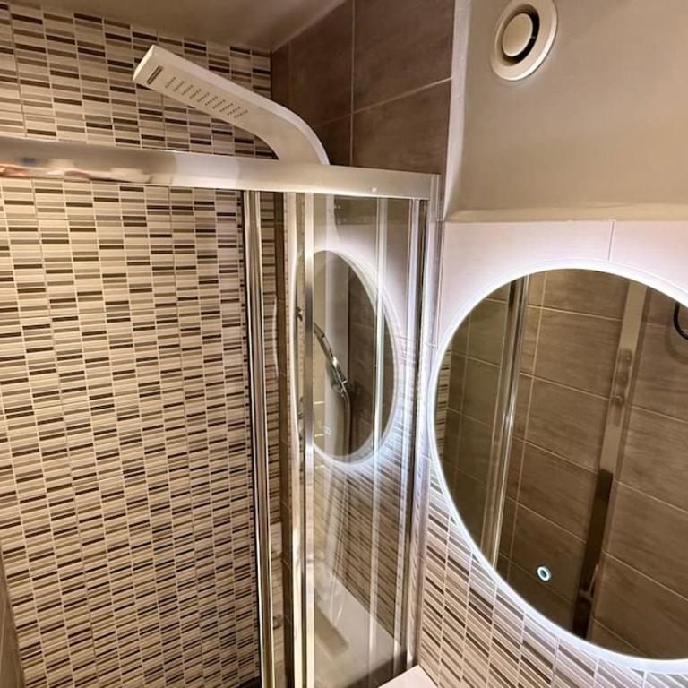 Les Soldanelles Le Mont Dore 10 à 12 personnes - Appartement 1 Chambre - 11