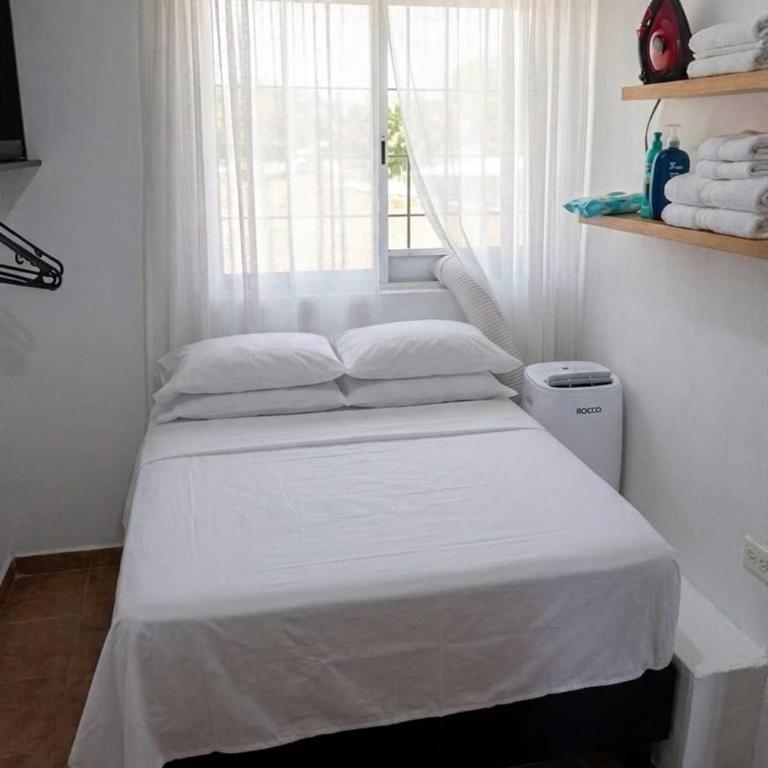 Apartaestudio Aeropuerto, Sede Junior Bombona, PIMSA - Two-Bedroom Apartment - 5