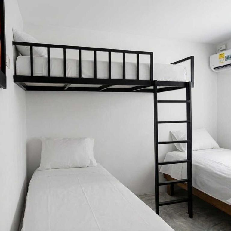 Apartaestudio Aeropuerto, Sede Junior Bombona, PIMSA - Two-Bedroom Apartment - 6