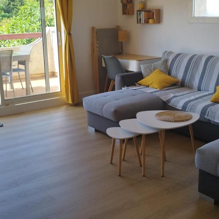Appartement T3 Spacieux avec vue sur l'étang de Thau au 1er étage d'une villa - entrée indépendante - Apartamento de 2 dormitorios - 17