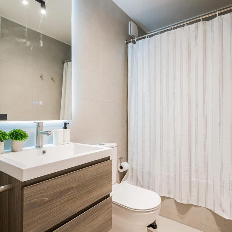 Enchanting 2BR2BA Prime Las Condes for 4 Guests - Apartamento - 16