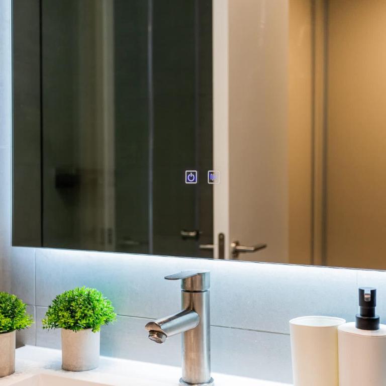 Enchanting 2BR2BA Prime Las Condes for 4 Guests - Apartamento - 18