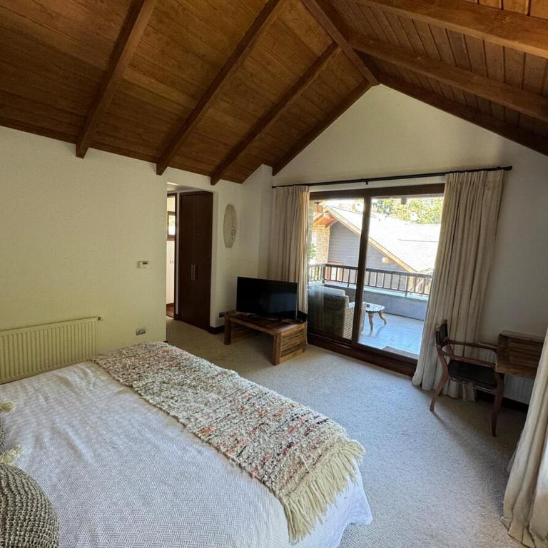 Casa 9 personas acceso lago cerca de centro de ski - Five-Bedroom House - 16