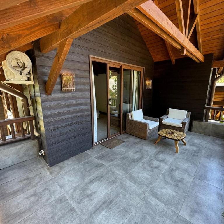 Casa 9 personas acceso lago cerca de centro de ski - Five-Bedroom House - 53