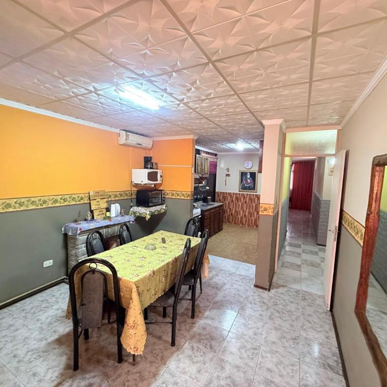 Family House with Comfort and Excellent Layout - Two-Bedroom House - 27