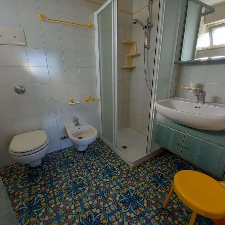 Sea view with 3 bedrooms and 2 bathrooms - Three-Bedroom Apartment - 7