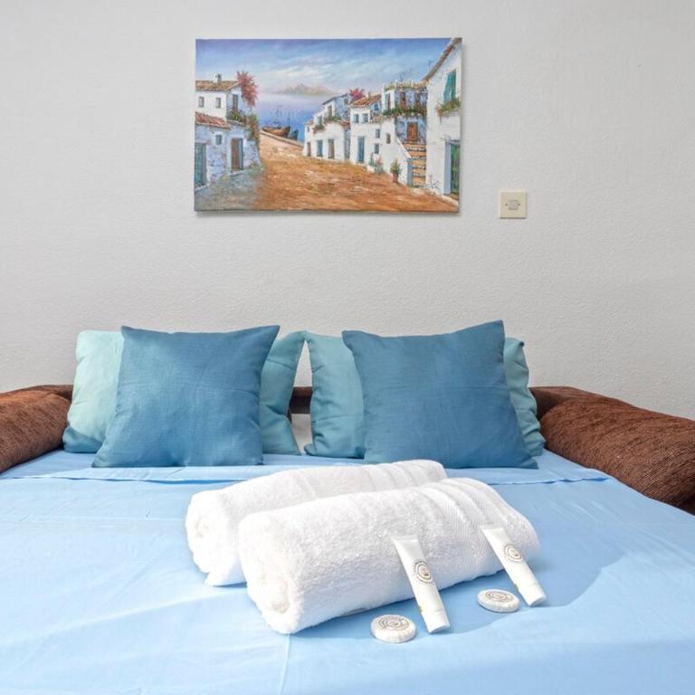 Seafront Apartment with Parking - Apartamento - 13