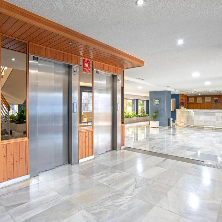 Seafront Apartment with Parking - Apartamento - 16