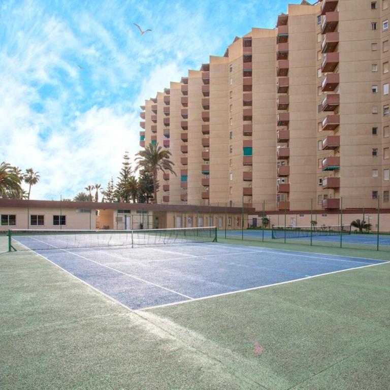 Seafront Apartment with Parking - Apartamento - 18