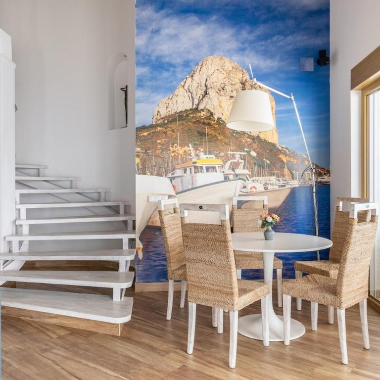 Top Villa on frontline of the Mediterranean - Villa - 35