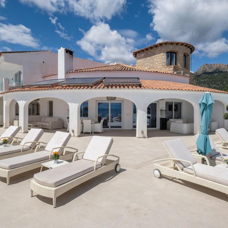 Top Villa on frontline of the Mediterranean - Villa - 52