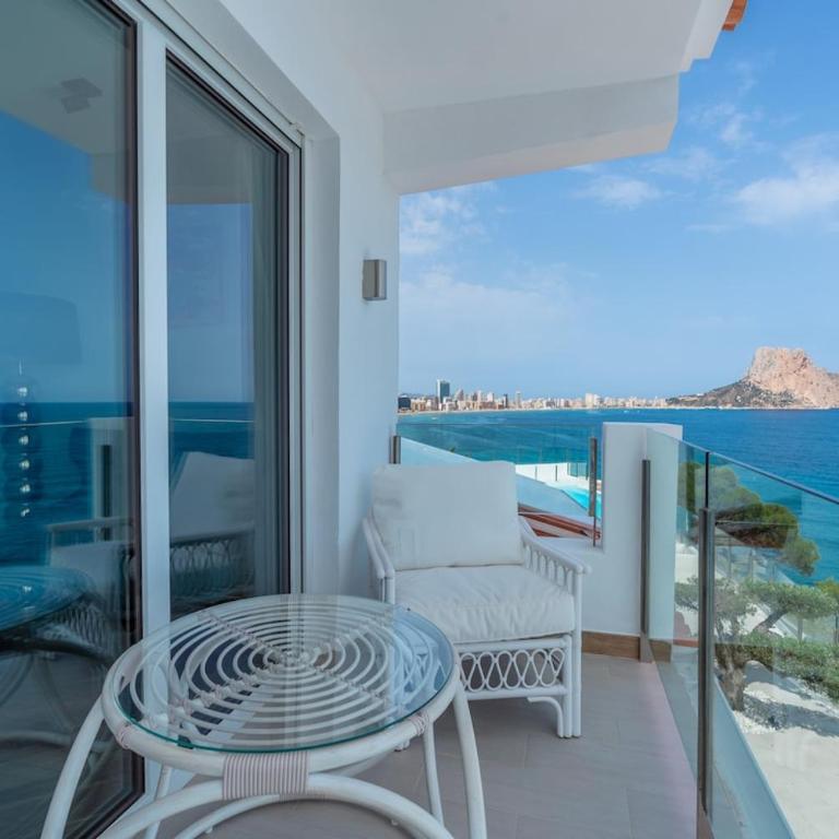Top Villa on frontline of the Mediterranean - Villa - 71