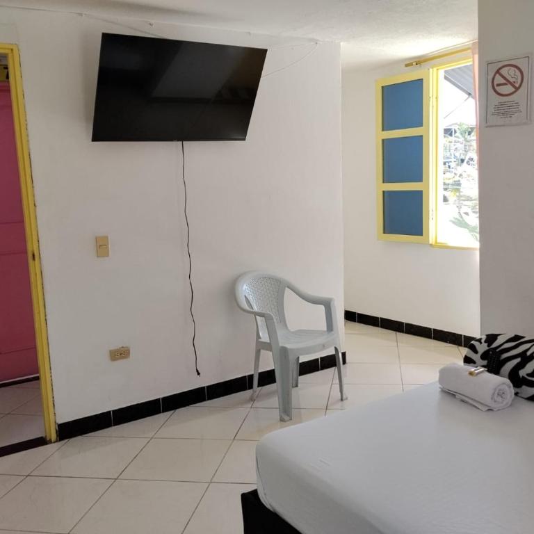 El Molino - Double Room with Private Bathroom - 3