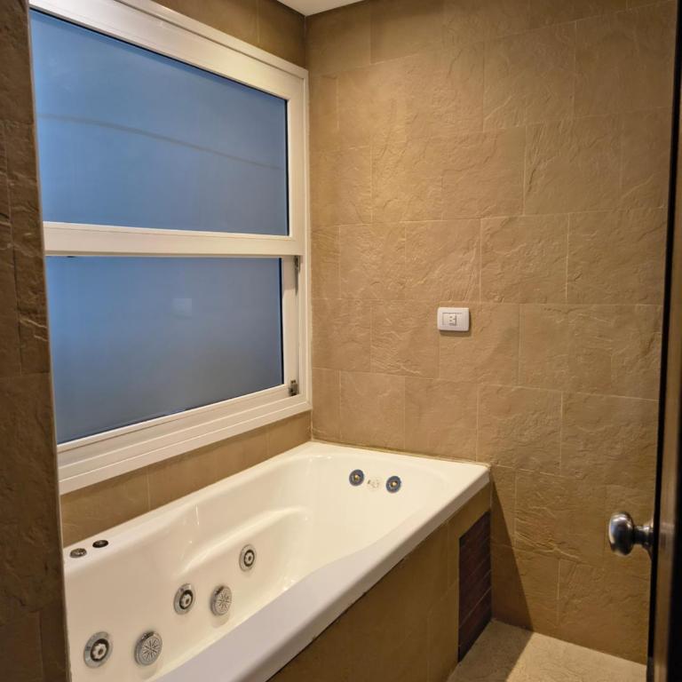 Mizu Hotel Boutique - Deluxe Double Room - 3
