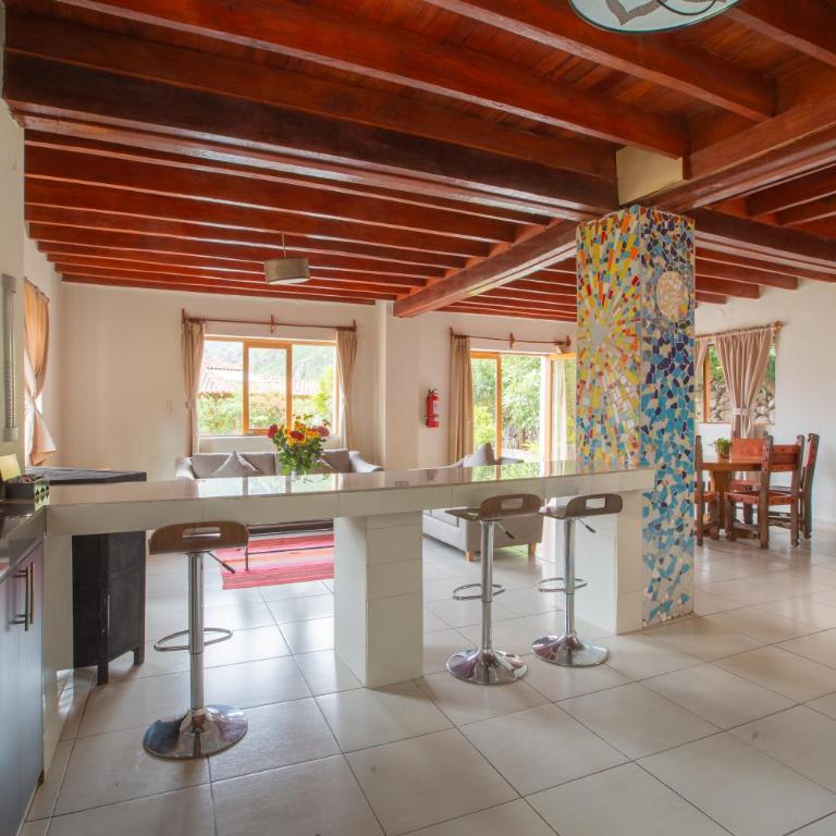 Munay Sonqo Retreat & Yoga Center - Deluxe Double Room - 5