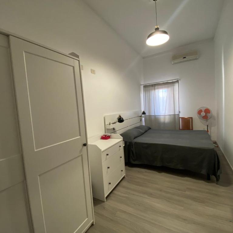 Ecoflat Casa Vacanze - Camera Matrimoniale con Bagno Privato Esterno - 6