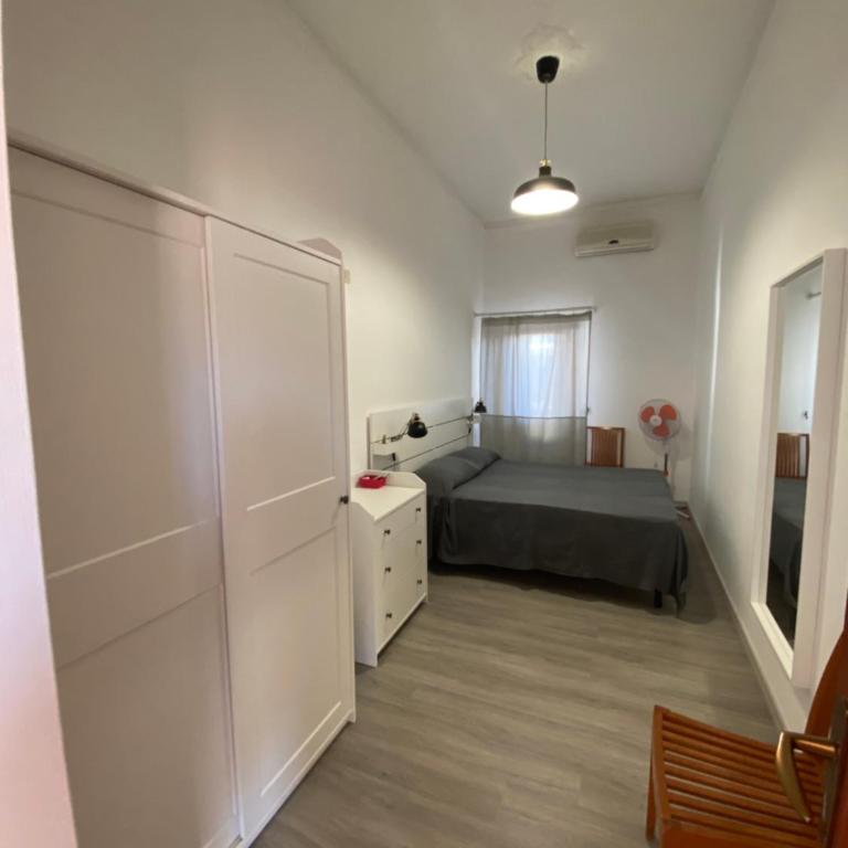 Ecoflat Casa Vacanze - Camera Matrimoniale con Bagno Privato Esterno - 8