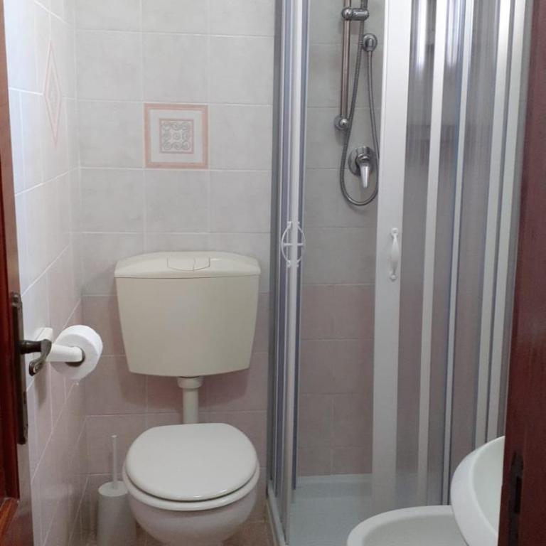 Ecoflat Casa Vacanze - Camera Matrimoniale con Bagno Privato - 3