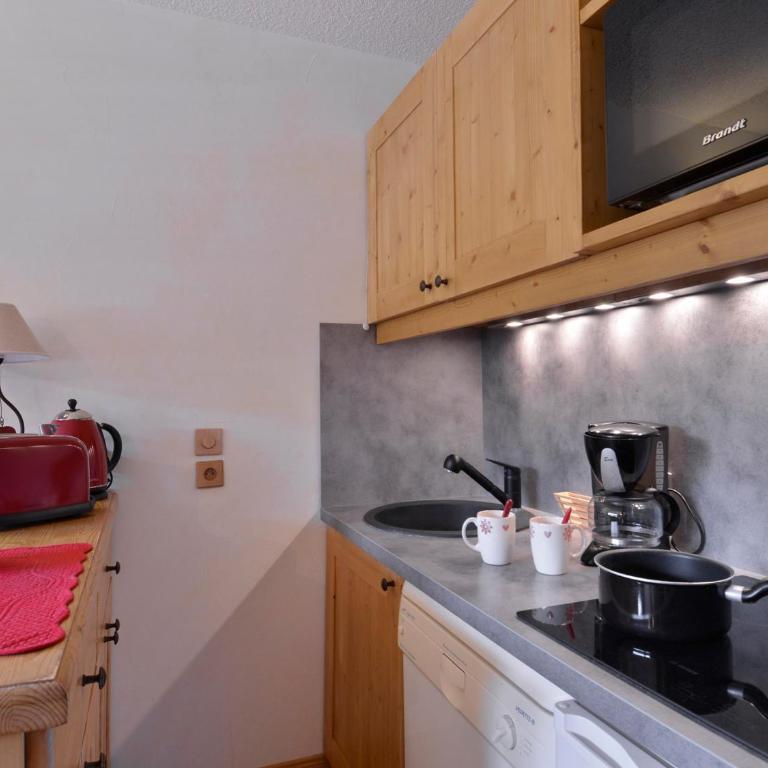 Appartement rénové tout confort au pied des pistes - Apartment mit 1 Schlafzimmer - 12