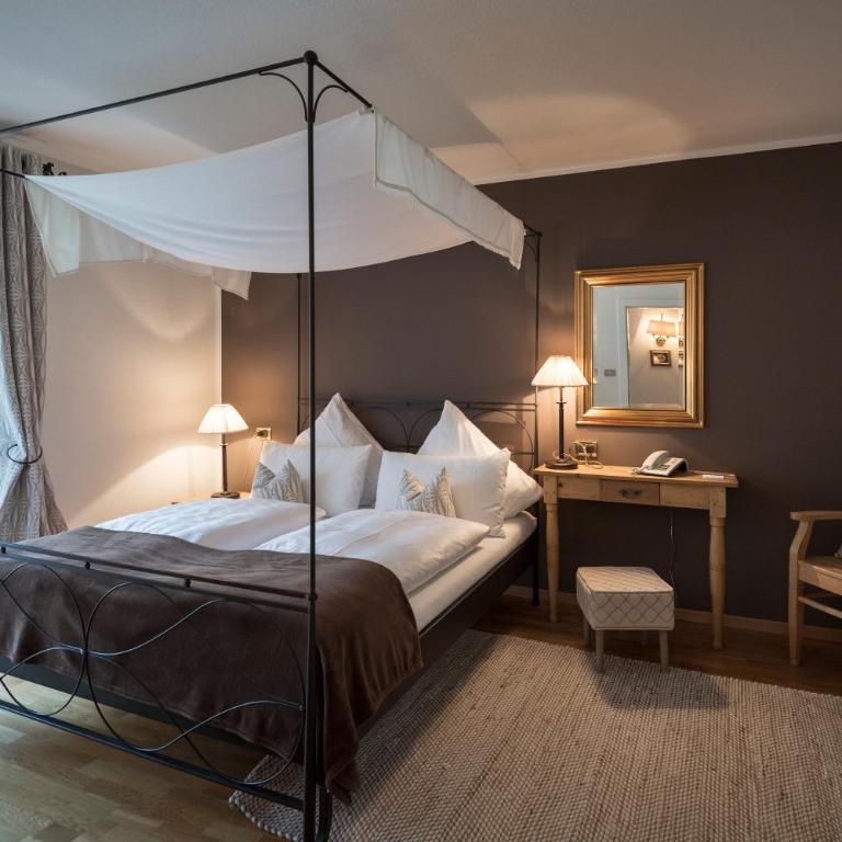Alpstay - Chalet Hotel Hartmann - Adults Only - Camera Matrimoniale con Vista Montagna - 3