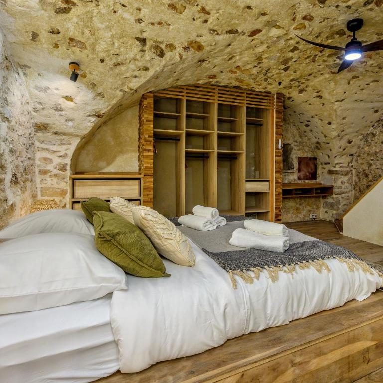 Maison de Ville Historique - Cœur du Vieil Antibes - Maison 4 Chambres - 12