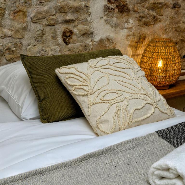 Maison de Ville Historique - Cœur du Vieil Antibes - Maison 4 Chambres - 13