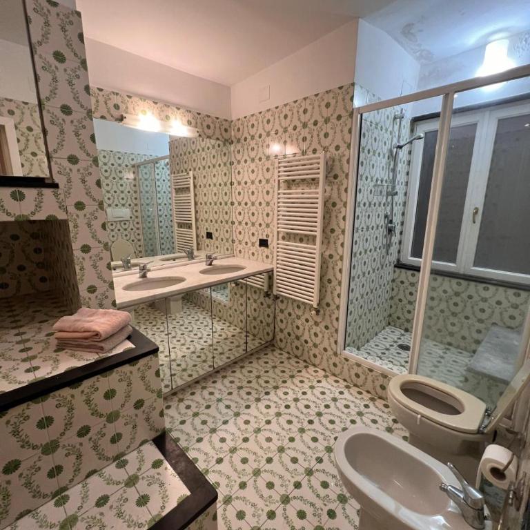 Nel cuore del centro storico di Genova - Appartamento con 2 Camere da Letto - 8