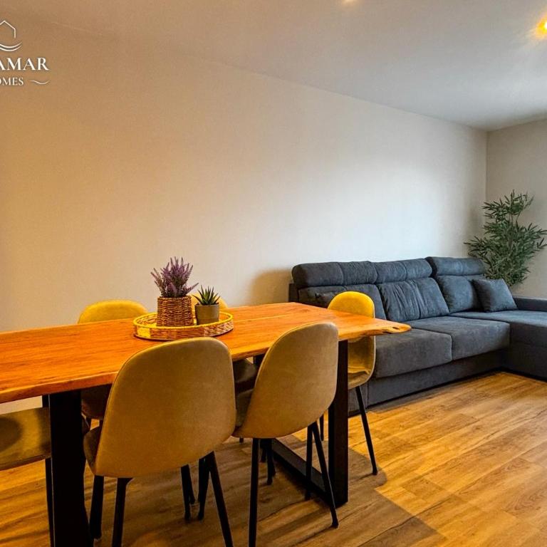Kuala Suite - Modern Apartment with Pool & Parking - Two-Bedroom Apartment - 4