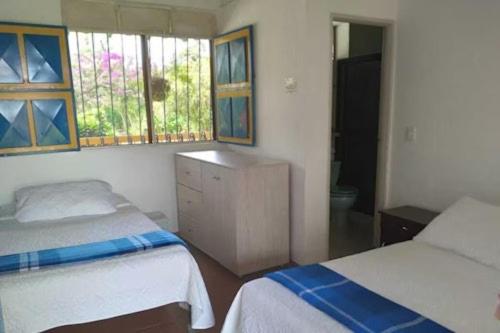 Finca Hotel Betulia - Basic Triple Room - 1