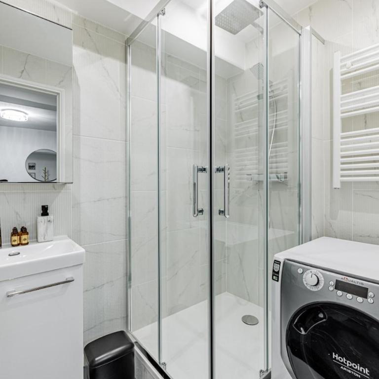 Bd Saint Germain- Pont Neuf - Charming Apartment - Appartement 2 Chambres - 14
