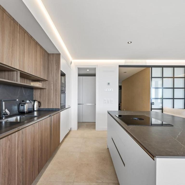 Estepona Luxury 3BR - Sea Views, Terrace, Garage - Apartamento de 3 dormitorios con vistas al mar - 9