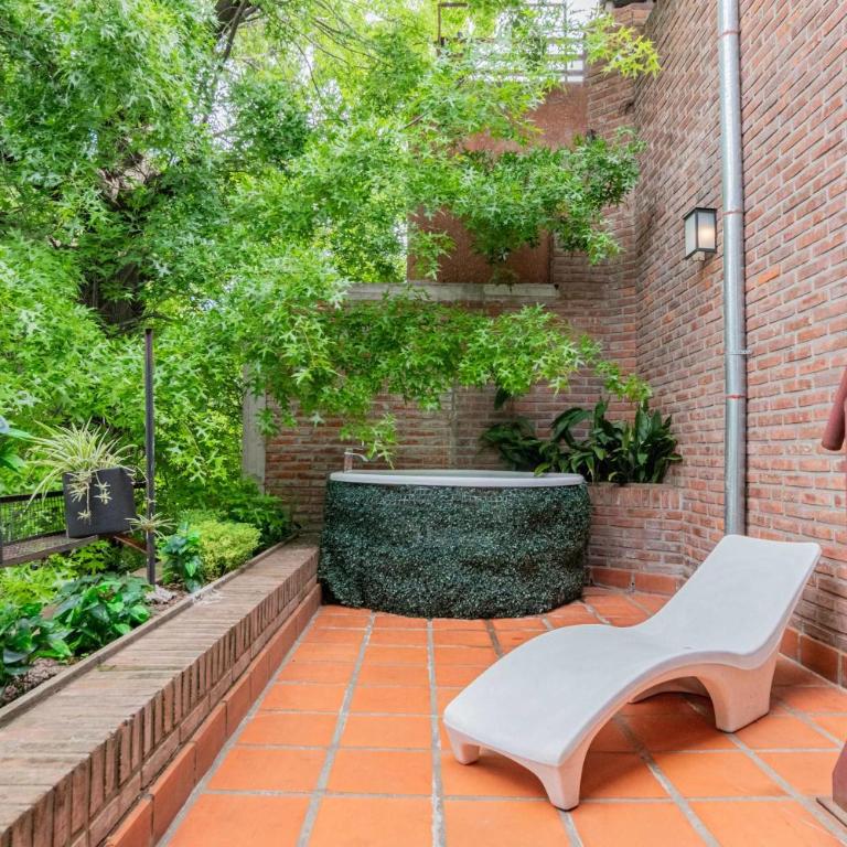 MOT New Villa Salvador 4600 - 5 Bd Unique Pool & BBQ Plaza Armenia - Casa - 18