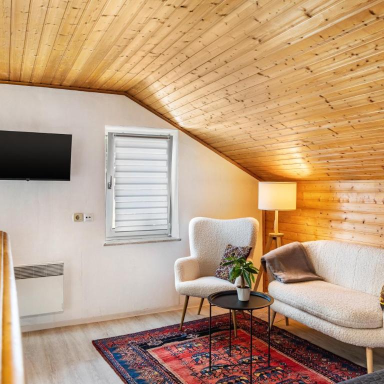 Lena Apartments - Studio mit Bergblick - 1