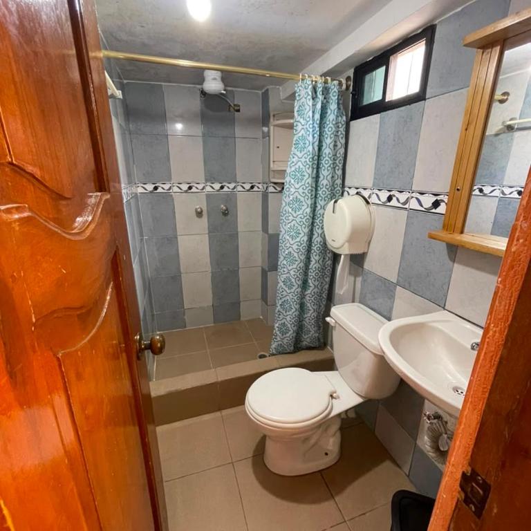 Casa de Huespedes "Darling" - Habitación Doble Económica - 2 camas - 3