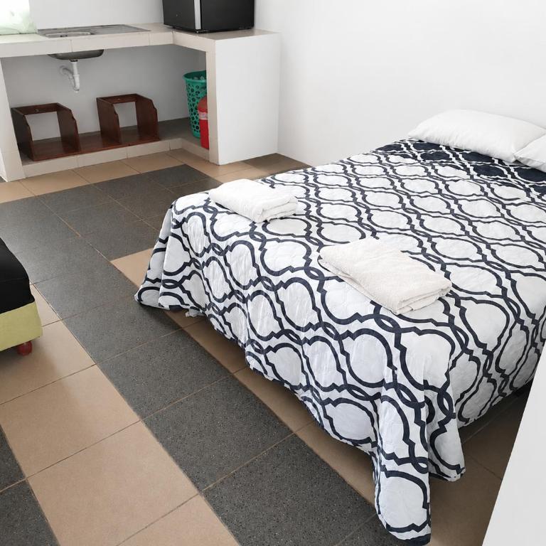 Casa de Huespedes "Darling" - Habitación Doble Económica - 2 camas - 5