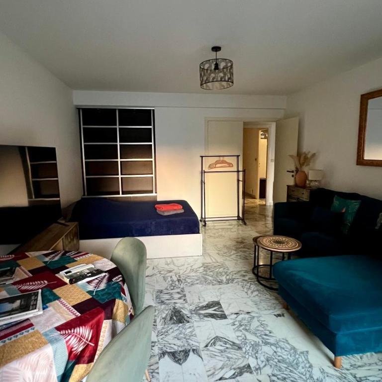 John Homestay Room in Nice - Chambre Double avec Terrasse - 14
