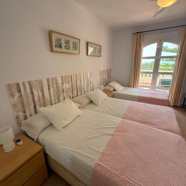 Bajamar Capistrano Apartamentos - Apartamento de 2 dormitorios con terraza y vistas al mar - 4