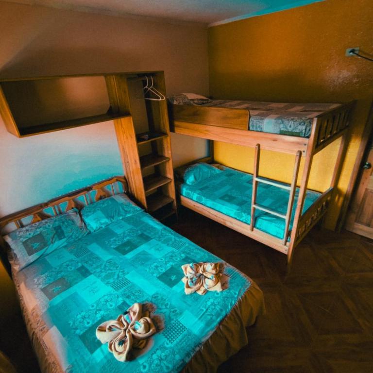Hotel Mediterraneo - Classic Quadruple Room - 4