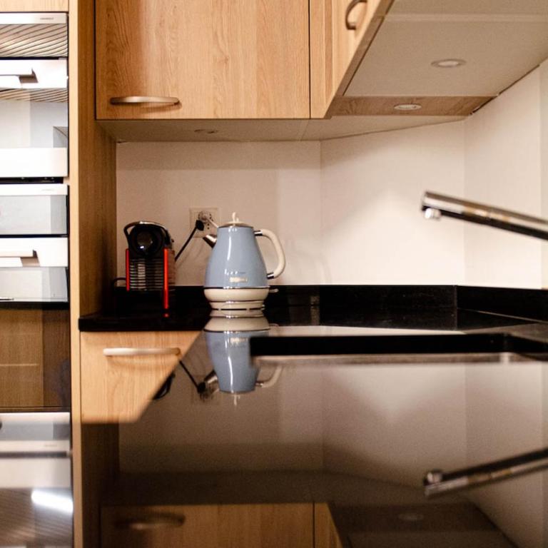 Alpine Family Retreat, Sleeps 10 - Apartment - 21