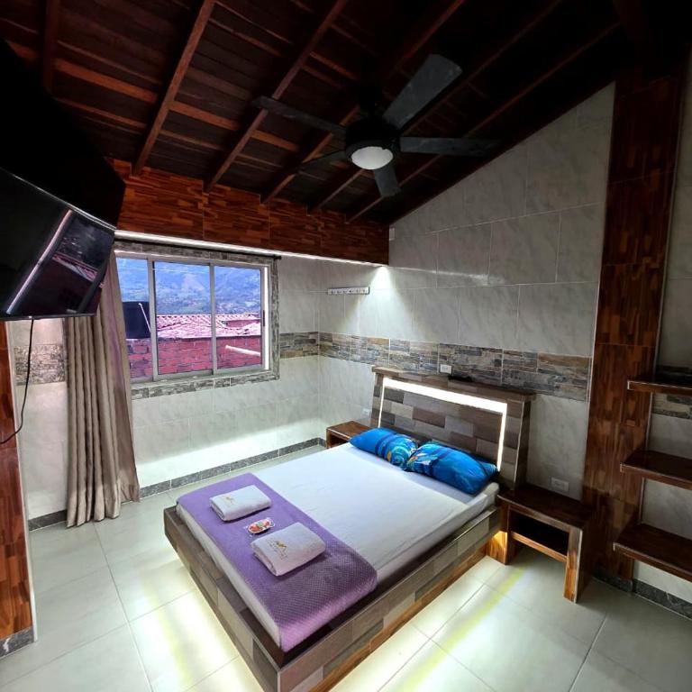 Hotel Meridian Plaza 2 Amagá - Habitación Doble Deluxe - 2
