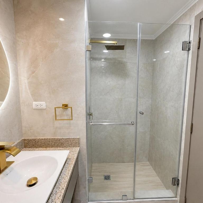 Suite moderna en Guayaquil, Piscina, Gym, excelente ubicación - Suite with City View - 24